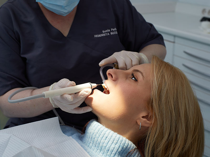Mejor clínica de estética dental en Gijón